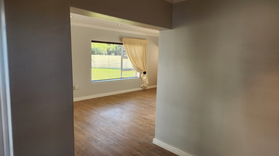 3 Bedroom Property for Sale in Dana Bay Western Cape